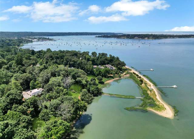 Property at 30 Cove Woods Rd, Oyster Bay Cove, NY 11771, 7 beds, 6 baths