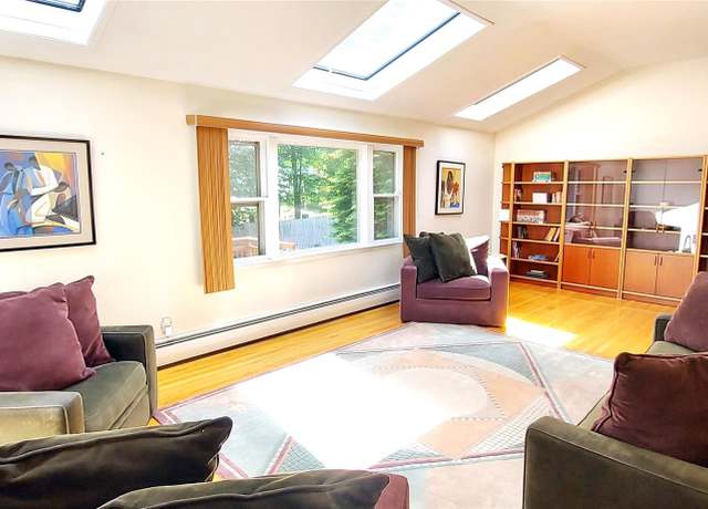 Property at 2 N Eckerson Ln, Spring Valley, NY 10977, 4 beds, 2.5 baths