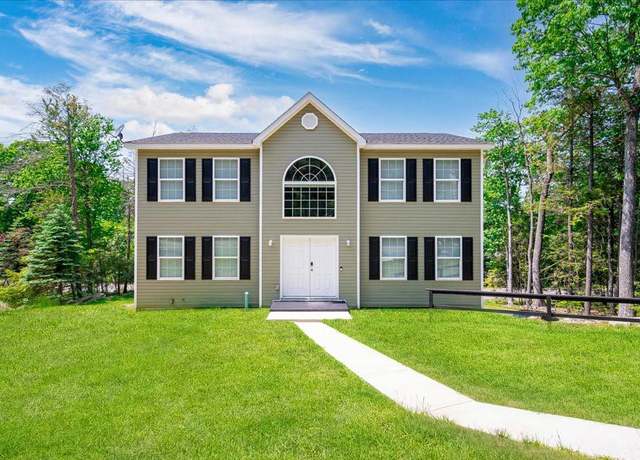 Property at 131 N Emerald Dr, Rock Hill, NY 12775, 4 beds, 2.5 baths