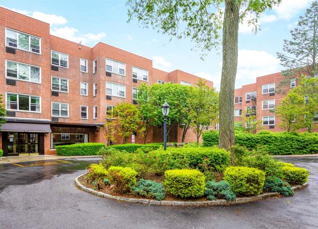 Property at 1299 Palmer Ave #332, Larchmont, NY 10538, 2 beds, 2 baths