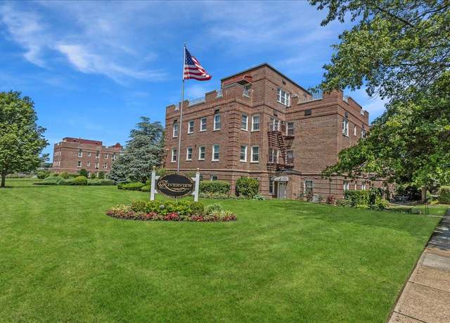 Property at 104 S Village Ave S Unit 1F, Rockville Centre, NY 11570, 1 bath