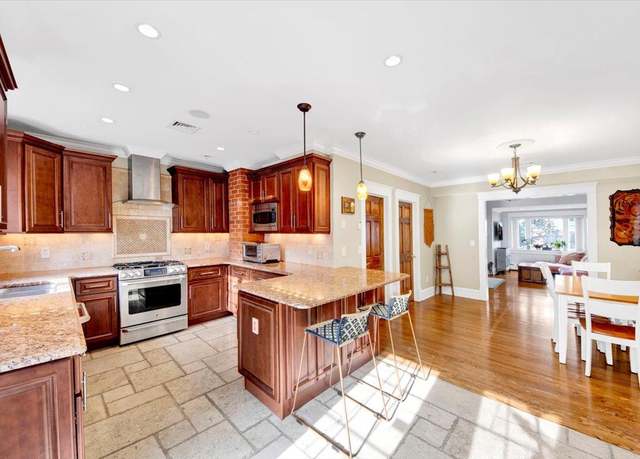 Property at 73 Sterling Ave, Yonkers, NY 10704, 5 beds, 3.5 baths