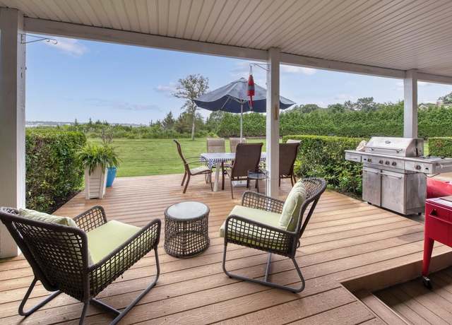 Property at 61 W Tiana Rd #6, Hampton Bays, NY 11946, 2 beds, 1 bath