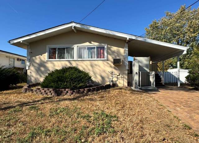 Property at 1061 Northern Blvd, Baldwin, NY 11510, 3 beds, 1.5 baths