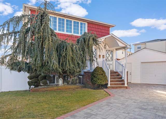 Property at 155-30 99th St, Howard Beach, NY 11414, 6 beds, 5 baths