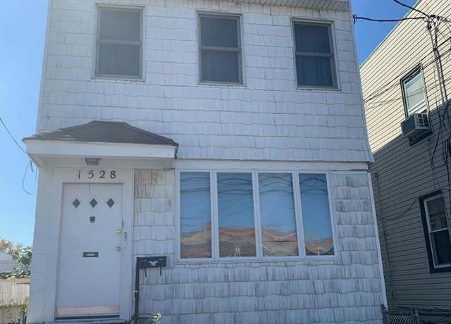 Property at 1528 Remsen Ave, Brooklyn, NY 11236, 6 beds, 2 baths