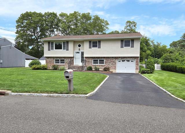 Property at 27 Donald St, Holbrook, NY 11741, 4 beds, 2 baths