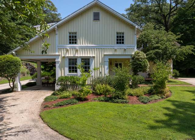 Property at 62 Cove Neck Rd, Cove Neck, NY 11771, 5 beds, 5 baths