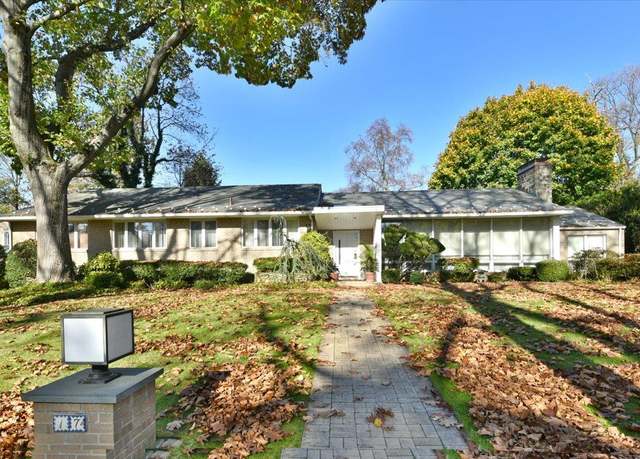 Property at 17 Hampton Rd, Great Neck, NY 11020, 5 beds, 3.5 baths