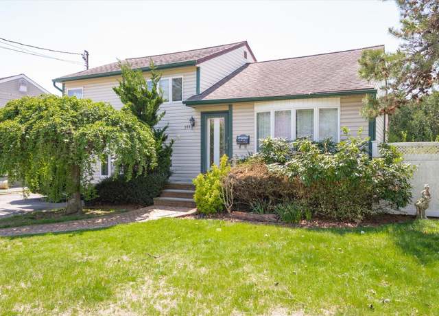 Property at 344 N Virginia Ave, Massapequa, NY 11758, 3 beds, 2 baths