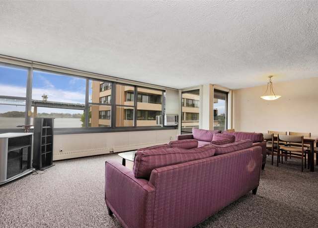 Property at 168-01 12 Ave Unit 5D, Beechhurst, NY 11357, 3 beds, 2 baths