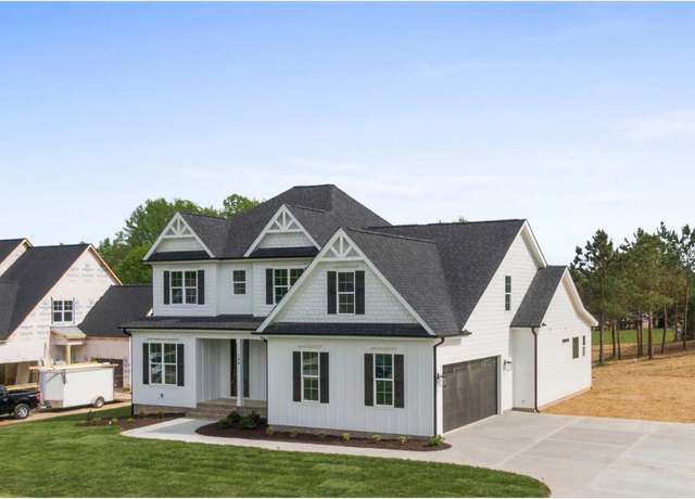 Property at 4 Magnolia St, Suffern, NY 10901