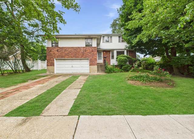 Property at 811 Bellmore Ave, East Meadow, NY 11554, 5 beds, 3.5 baths