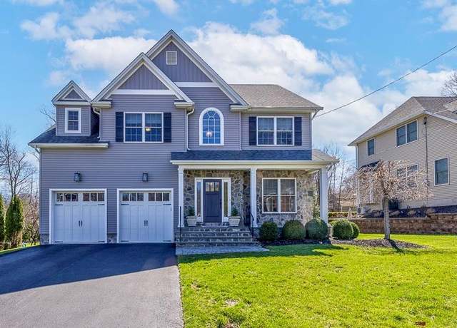 Property at 104 S Reld Dr, Pearl River, NY 10965, 4 beds, 2.5 baths