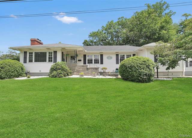 Property at 25 Minerick Dr, Stony Point, NY 10980, 4 beds, 1.5 baths