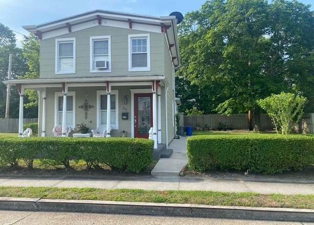 Property at 56 Academy St, Patchogue, NY 11772, 2 beds, 1.5 baths
