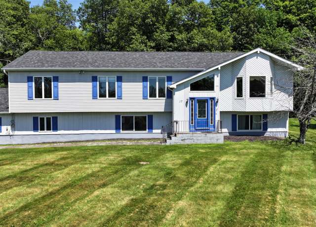 Property at 17 Purdy Ln, New Windsor, NY 12553, 4 beds, 2.5 baths