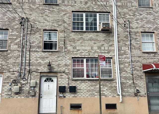 Property at 195 Beach 26th St, Far Rockaway, NY 11691, 5 beds, 3 baths
