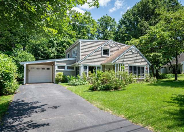 Property at 94 East Way, Mount Kisco, NY 10549, 4 beds, 1.5 baths