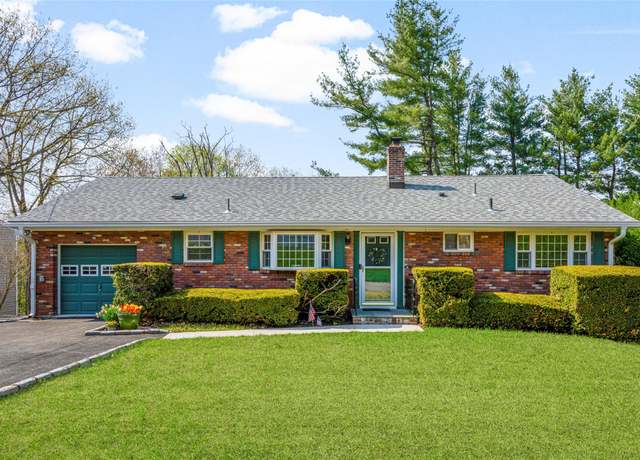 Property at 18 Buena Vista Ave, Peekskill, NY 10566, 3 beds, 1 bath