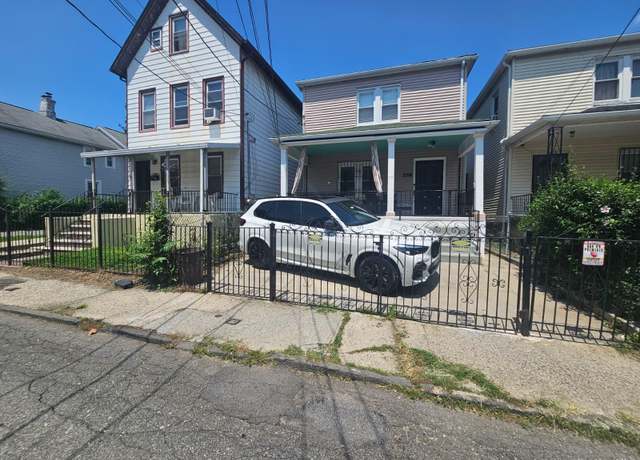 Property at 25 Harrison St, Mount Vernon, NY 10550, 3 beds, 1 bath