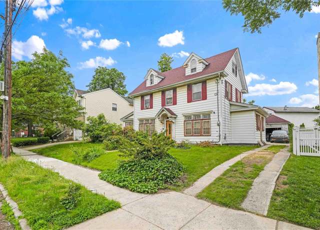 Property at 11480 178th Pl, Addisleigh Park, NY 11434, 5 beds, 3.5 baths