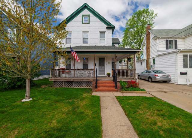 Property at 23 Plainfield Ave, East Rockaway, NY 11518, 3 beds, 1.5 baths