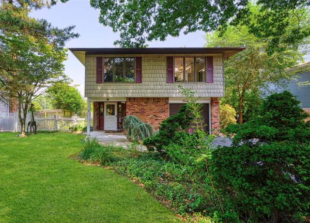 Property at 44 Milland Dr, Northport, NY 11768, 4 beds, 2 baths