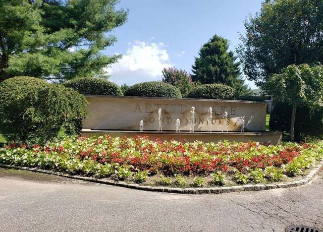 Property at 193 Artist Lake Dr, Middle Island, NY 11953, 1 bed, 1 bath