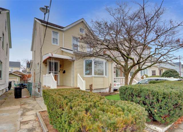Property at 240-23 145 ave 145 Ave, Rosedale, NY 11422, 3 beds, 1.5 baths