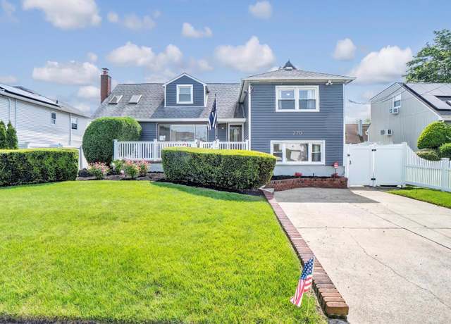 Property at 270 Lincoln Ave, Island Park, NY 11558, 3 beds, 2.5 baths
