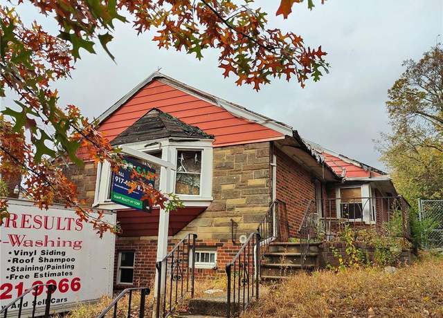 Property at 135-11 77th Ave, Kew Garden Hills, NY 11367, 3 beds, 2.5 baths