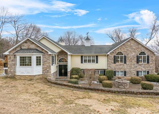 Property at 54 Queens Way, Mahopac, NY 10541, 3 beds, 3 baths