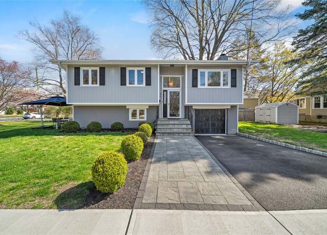 Property at 40 Young Ave, Croton-on-hudson, NY 10520, 4 beds, 2 baths