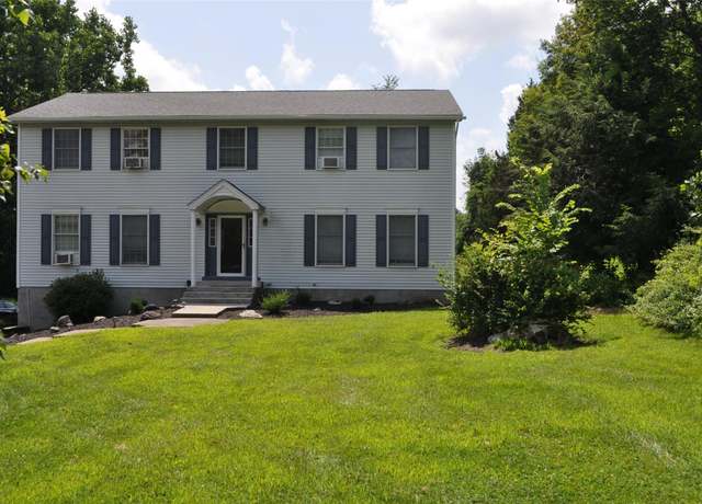 Property at 53 Leo Ln, Poughquag, NY 12570, 3 beds, 2.5 baths