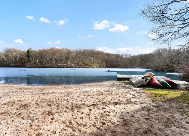 Property at 17 W Main St, Goldens Bridge, NY 10526, 1 bed, 1 bath