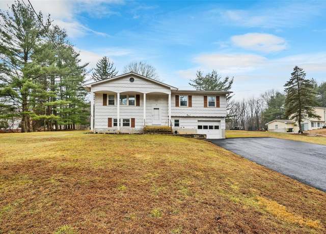 Property at 32 Franck Rd, Stony Point, NY 10980, 4 beds, 1.5 baths