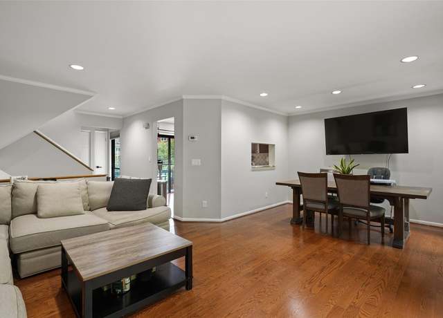 Property at 33 Fawn Ct, Ossining, NY 10562, 1 bed, 1.5 baths