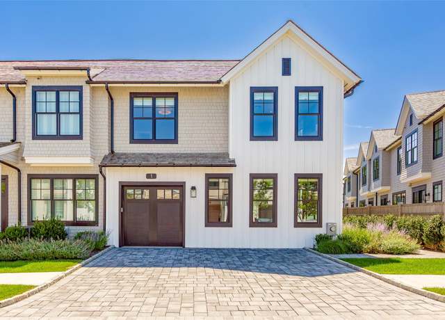 Property at 1 Spruce Ct, Water Mill, NY 11976, 4 beds, 4.5 baths