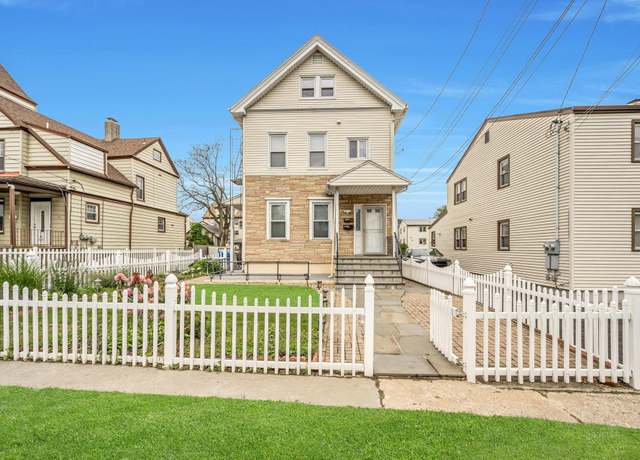 Property at 39 Alto Ave, Port Chester, NY 10573, 4 beds, 2 baths