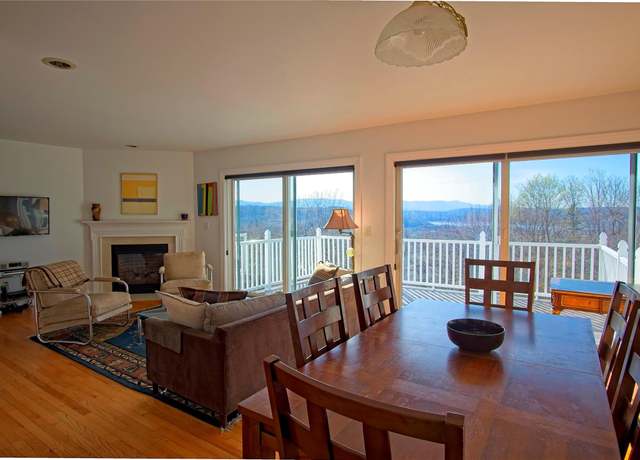 Property at 5 Van Winkle Rd, Hudson, NY 12534, 2 beds, 3 baths