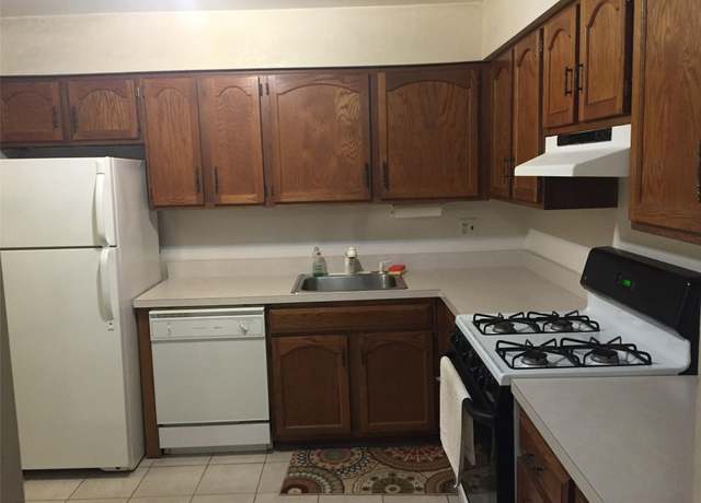 Property at 219-38 64th Ave, Oakland Gardens, NY 11364, 3 beds, 2 baths