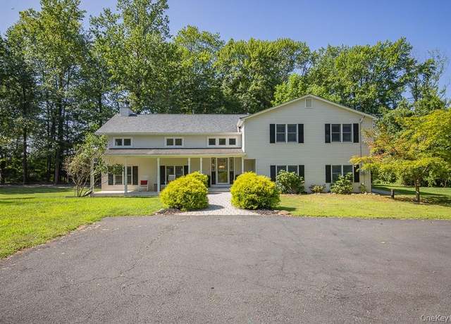 Property at 5 Marycrest Rd, West Nyack, NY 10994, 4 beds, 3 baths