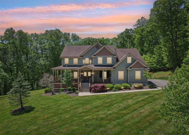 Property at 13 Montesi Dr, Highland Mills, NY 10930, 4 beds, 4 baths