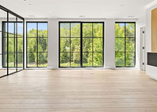 Property at 41 Richmondville Ave Unit Duplex 2, Call Listing Agent, CT 06880, 2 beds, 2.5 baths