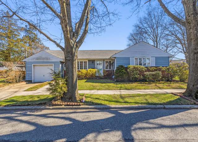 Property at 265-06 80th Ave, Glen Oaks, NY 11004, 3 beds, 2 baths