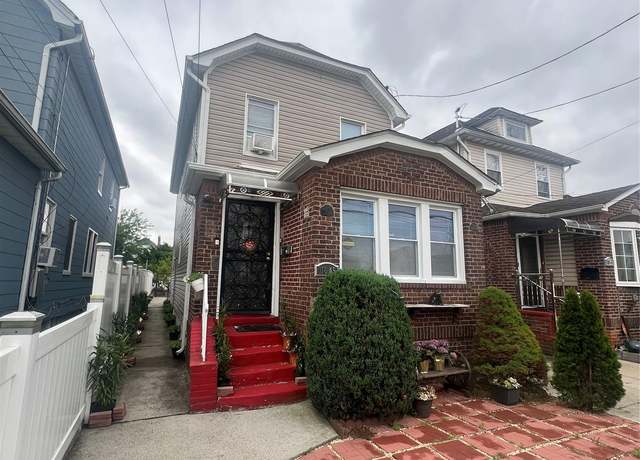 Property at 11845 218th St, Cambria Heights, NY 11411, 3 beds, 2.5 baths