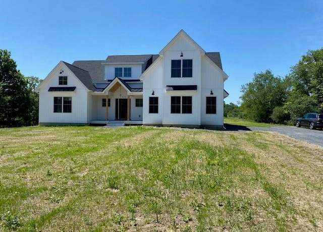 Property at 143 Decker Rd, Middletown, NY 10940, 4 beds, 2.5 baths