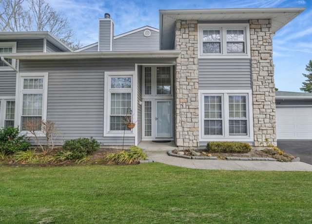 Property at 168 Colony Dr, Holbrook, NY 11741, 3 beds, 2.5 baths