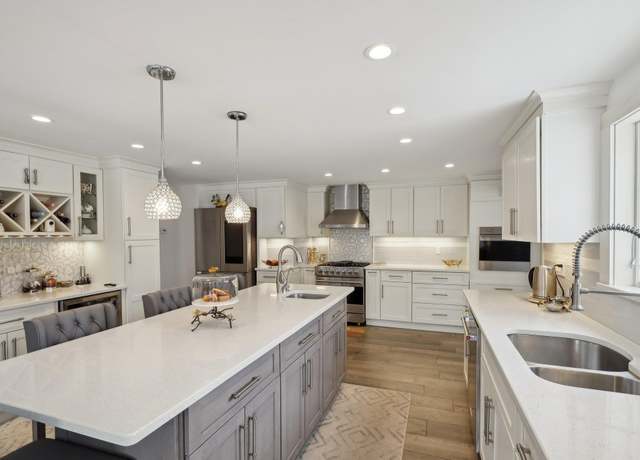 Property at 1570 Stevenson Rd, Hewlett, NY 11557, 5 beds, 5 baths